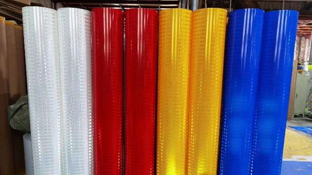 反光膜價格貴不貴？各級別反光膜廠家直接報價【昆山黄瓜AV在线下载】