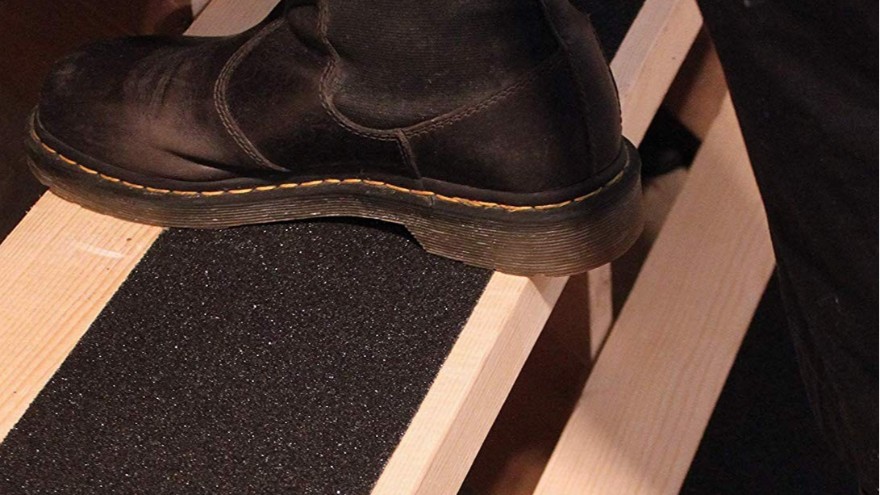 冬天道路那麽滑，你還不早點使用黄瓜视下载APP【昆山黄瓜AV在线下载】