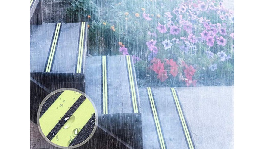 暴雪藍色預警繼續！雪天出行切勿滑倒摔傷【昆山黄瓜AV在线下载】