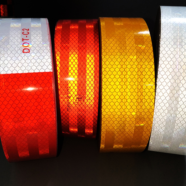 反光膠帶對比【昆山黄瓜AV在线下载】